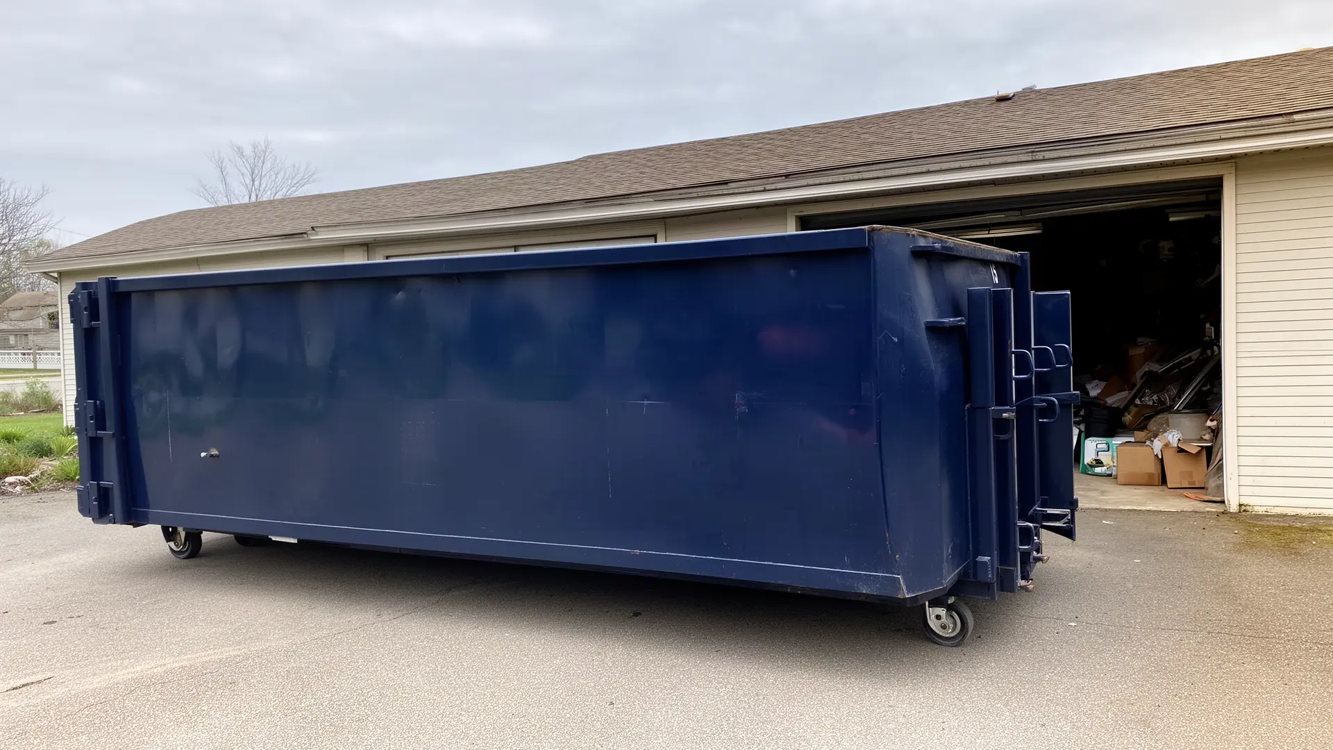 Roll-off dumpster from Carter Brothers Dumpster Rental in Jonesboro, AR